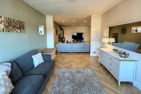 91 Bwlch Road, Neath, SA11 3RR