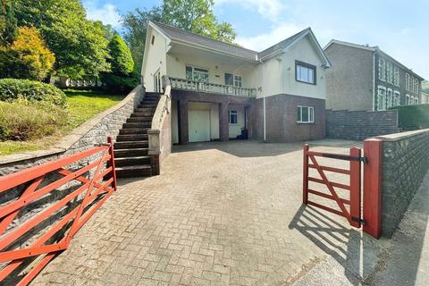 3 bedroom detached house for sale, Bradfields, Oak Ridge, Blackmill, Bridgend, Bridgend County. CF35 6DS