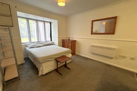 26 Tasker Close, Harlington, Hayes, UB3 5LD