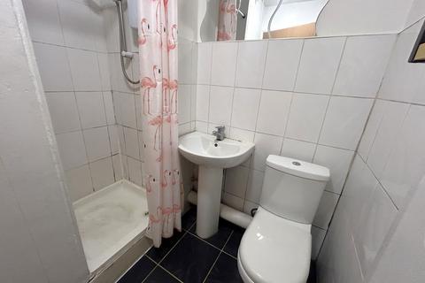 26 Tasker Close, Harlington, Hayes, UB3 5LD