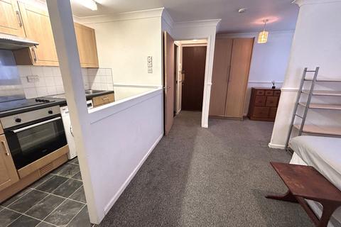 26 Tasker Close, Harlington, Hayes, UB3 5LD