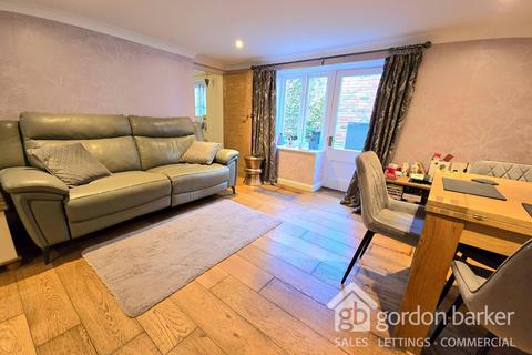 2 bedroom flat for sale, Bridge Street, Fordingbridge SP6