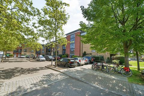 1 bedroom apartment for sale, Longthorpe Court, Invermead Close, London, W6