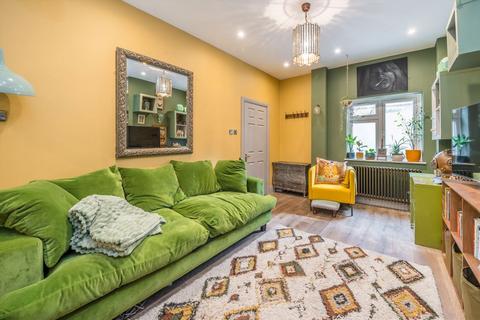 2 bedroom house for sale, Millers Terrace, London E8