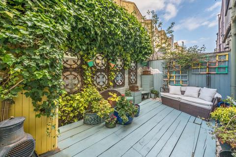3 Millers Terrace, London, E8 2DP