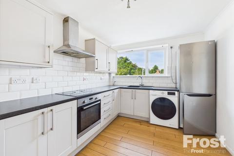 4 bedroom apartment for sale, Harrow Market, Langley, Berkshire, SL3