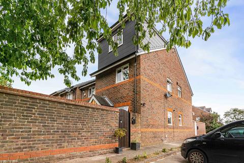 63 William Booth Road, London, SE20 8BX
