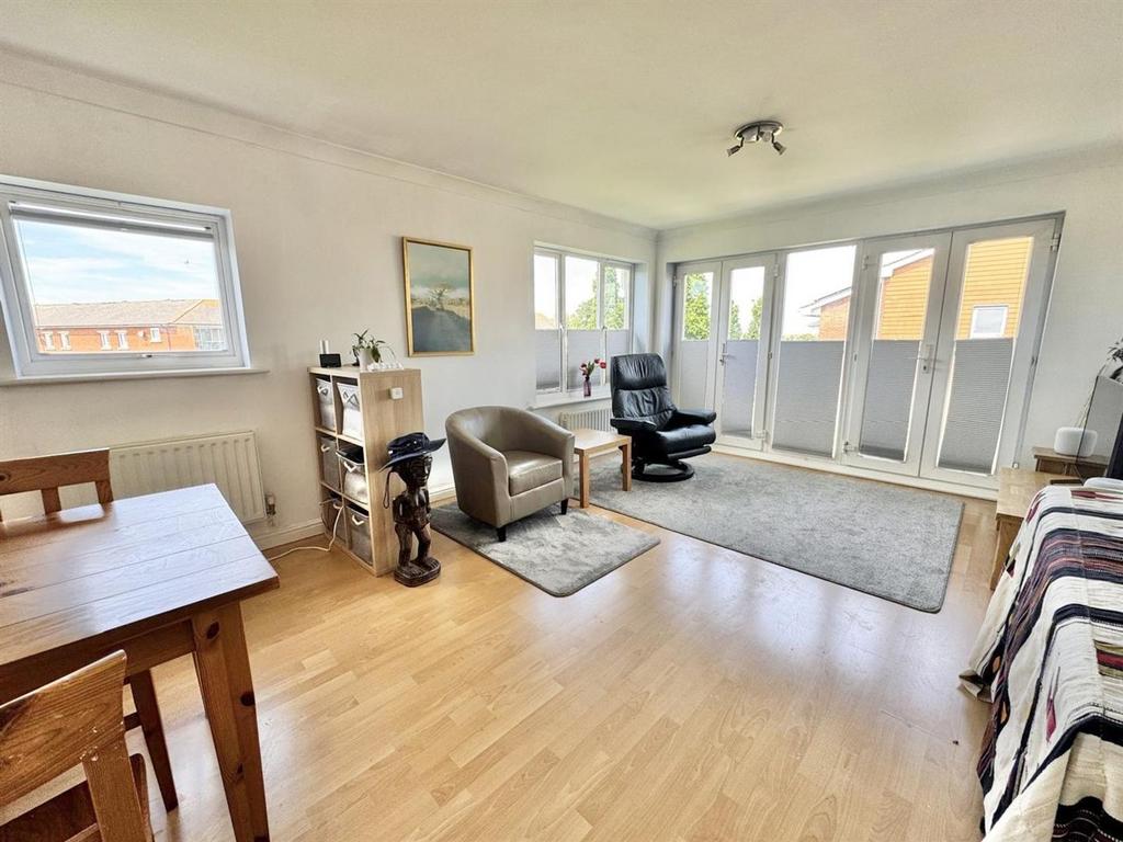 Living/Dining Room