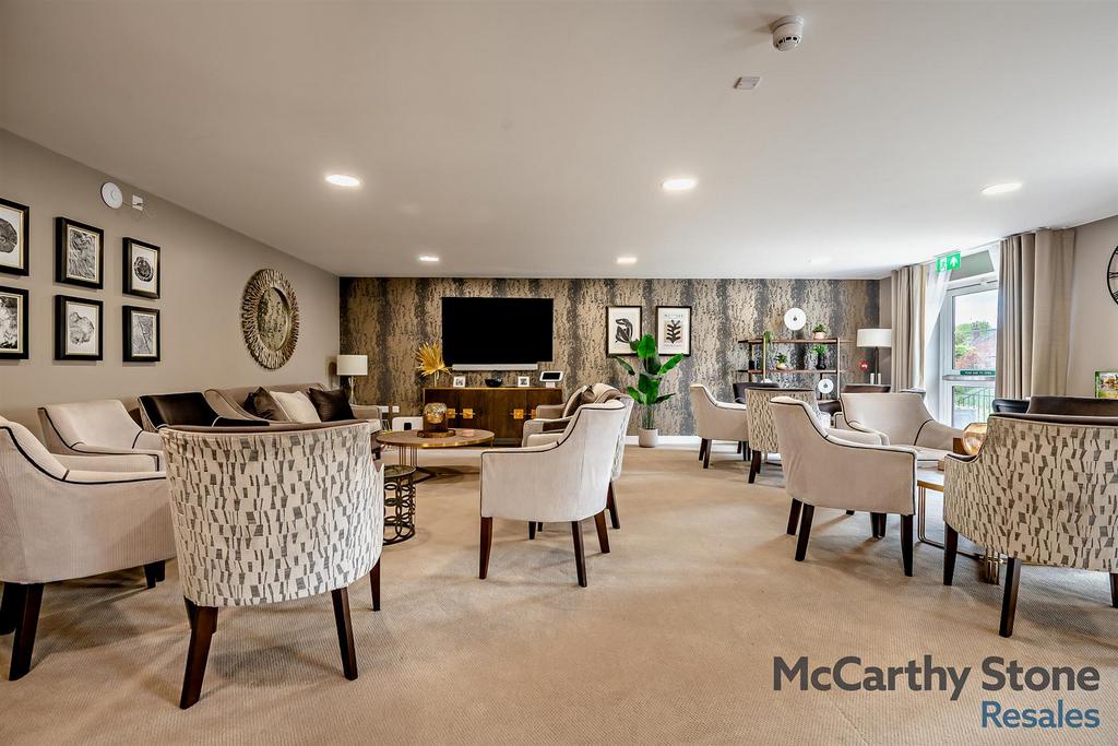 Homeowners Lounge