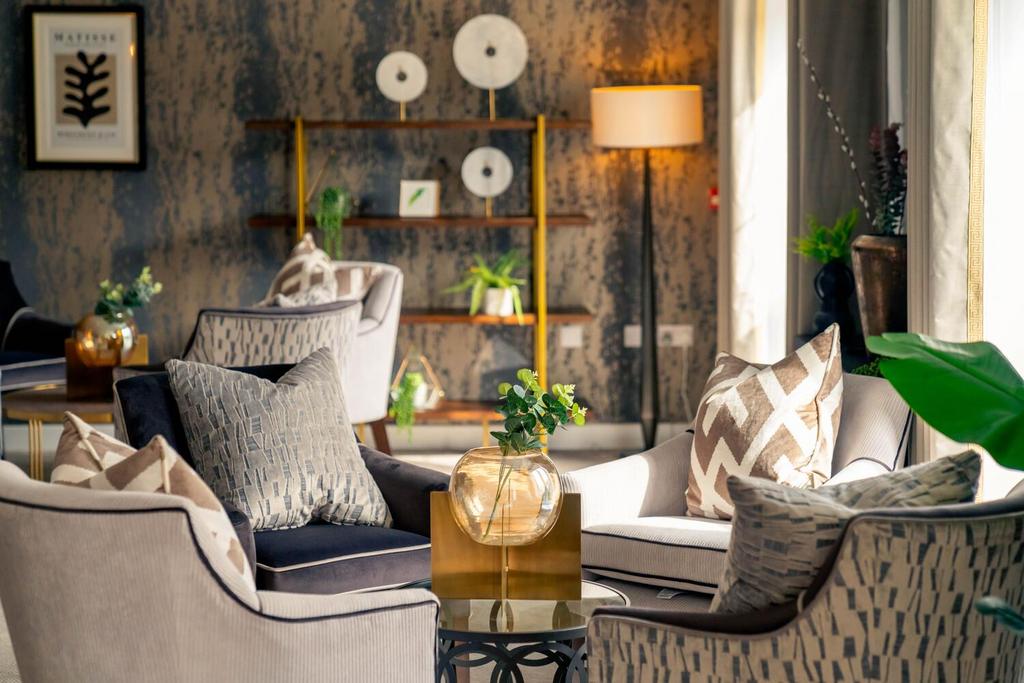 Homeowners Lounge