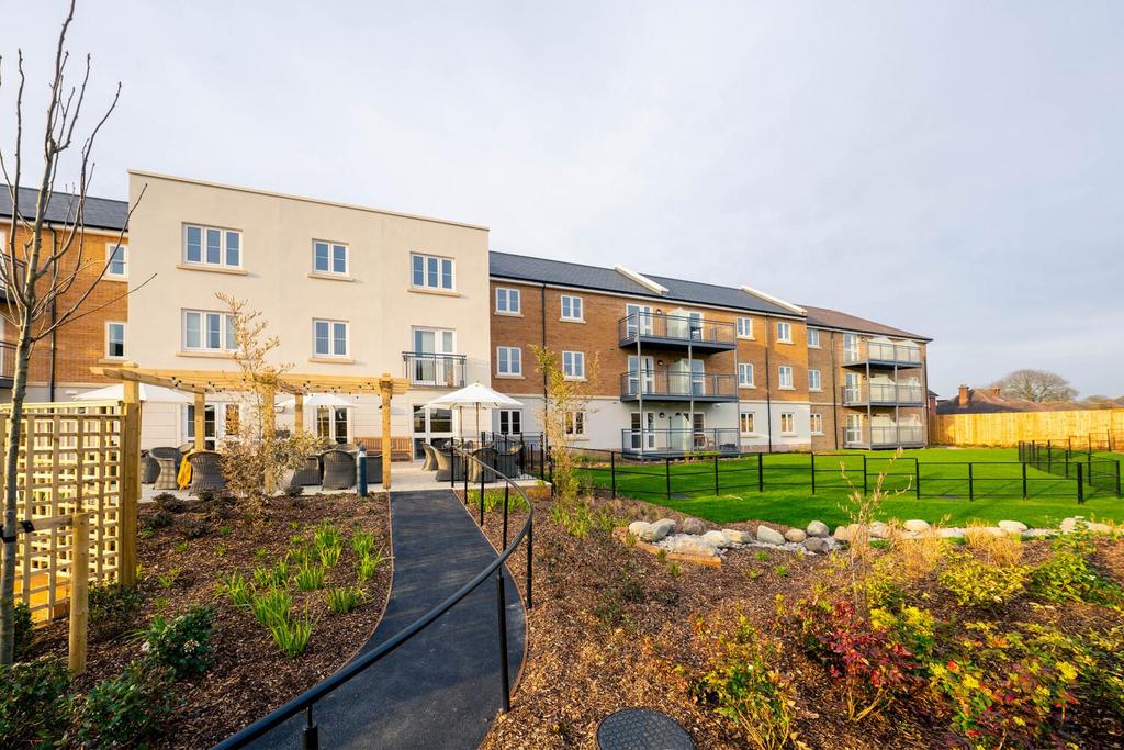 Casterbridge Court