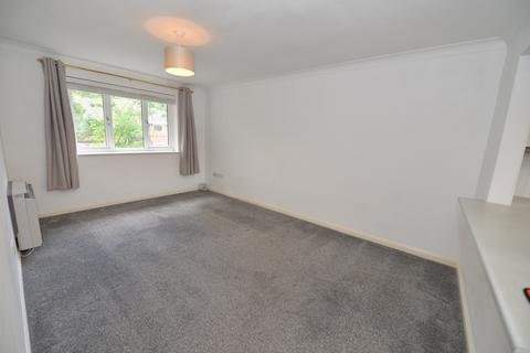 undefined, 35 Bassett Crescent West, Southampton SO16