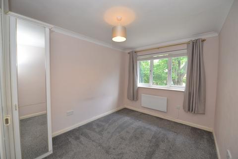 undefined, 35 Bassett Crescent West, Southampton SO16