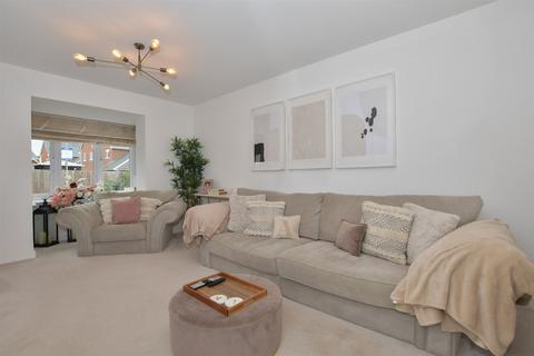 3 bedroom end of terrace house for sale, Adams Lane, Holborough, Snodland, Kent