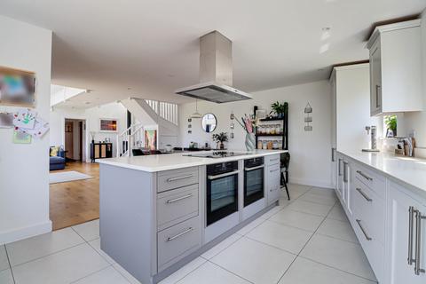 4 bedroom semi-detached house for sale, Bradden Lane, Gaddesden Row, Hemel Hempstead, HP2