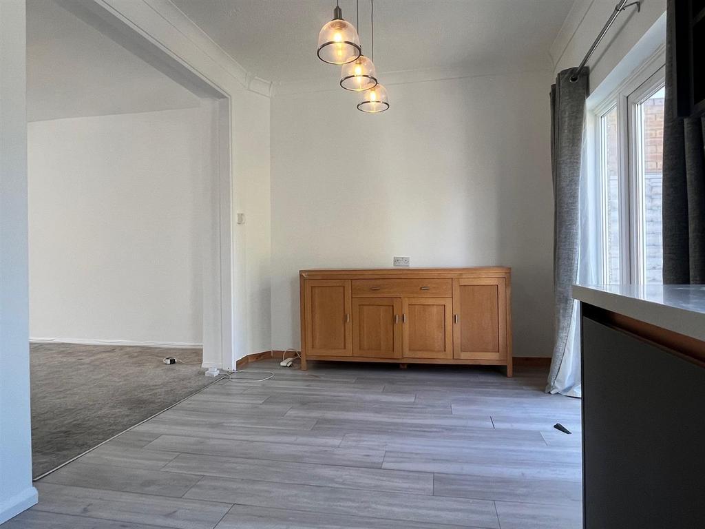 Dining area.jpg
