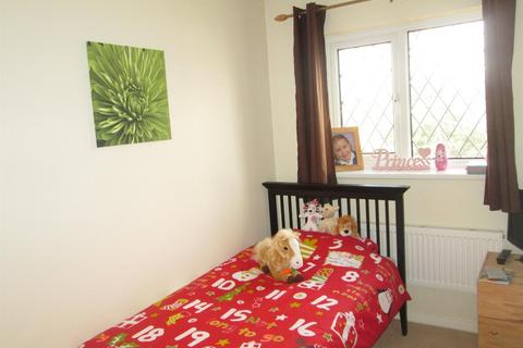 2 bedroom terraced house for sale, Traherne Drive, Cardiff