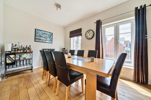 4 bedroom terraced house for sale, The Boulevard, Ingress Park, Greenhithe, Kent, DA9