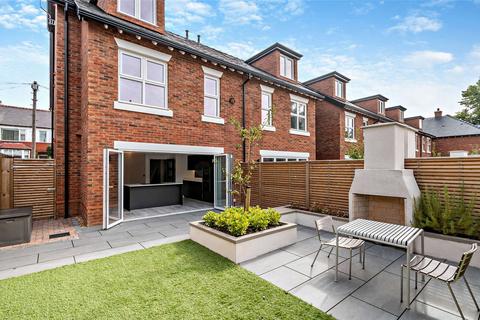 4 bedroom semi-detached house to rent, Addison Road, Hale, Altrincham, Greater Manchester, WA15