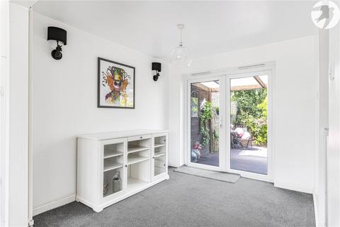 11 Shurlock Avenue, Swanley, BR8 7SU