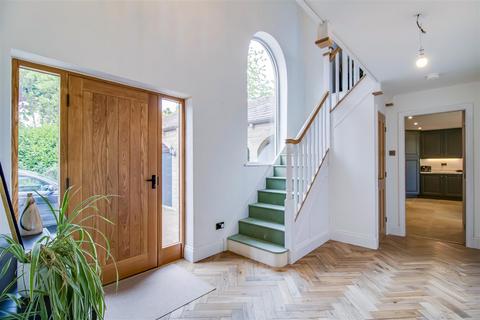 4 bedroom detached house for sale, Stringer House Lane, Huddersfield HD8