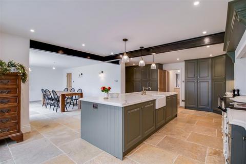 4 bedroom detached house for sale, Stringer House Lane, Huddersfield HD8