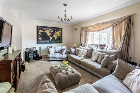 19a Hill Road, Carshalton, SM5 3RA