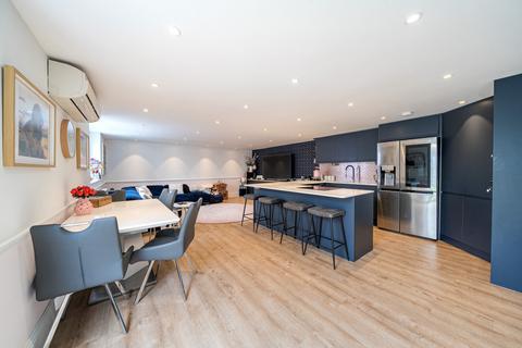 2 bedroom link detached house for sale, Plantagenet Road, New Barnet, EN5