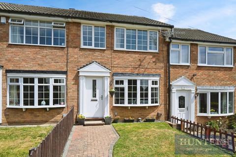 3 bedroom terraced house for sale, Woodlea Grove, Yeadon, Leeds