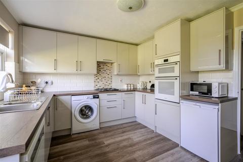 4 bedroom detached house for sale, Tyrell Gardens, Windsor