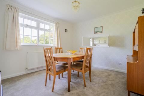 4 bedroom detached house for sale, Tyrell Gardens, Windsor