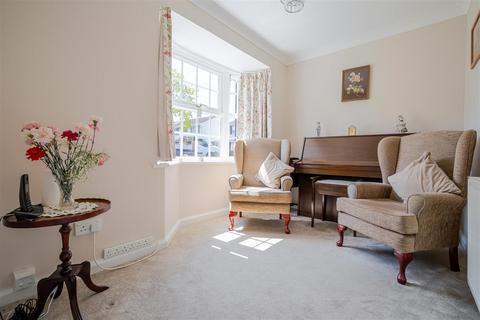 4 bedroom detached house for sale, Tyrell Gardens, Windsor