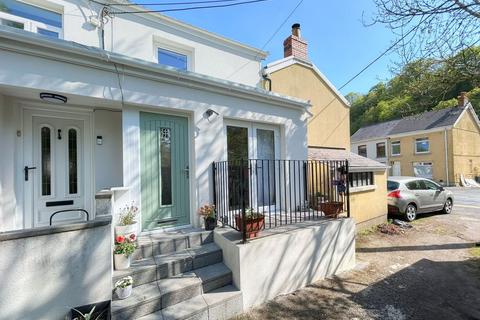 42 Heol Gwys, Upper Cwmtwrch, Swansea, SA9 2XQ