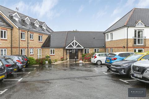 1 bedroom apartment for sale, Mervyn Road, Shepperton, Surrey, TW17