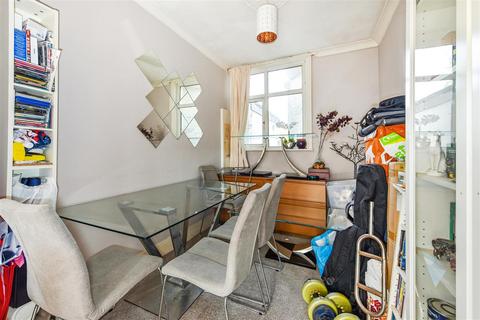 3 bedroom terraced house for sale, Winter Road, Southsea