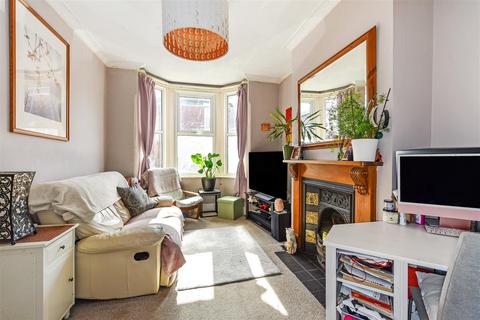 3 bedroom terraced house for sale, Winter Road, Southsea