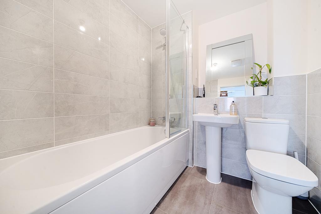 129663322682f26745bc69arw1