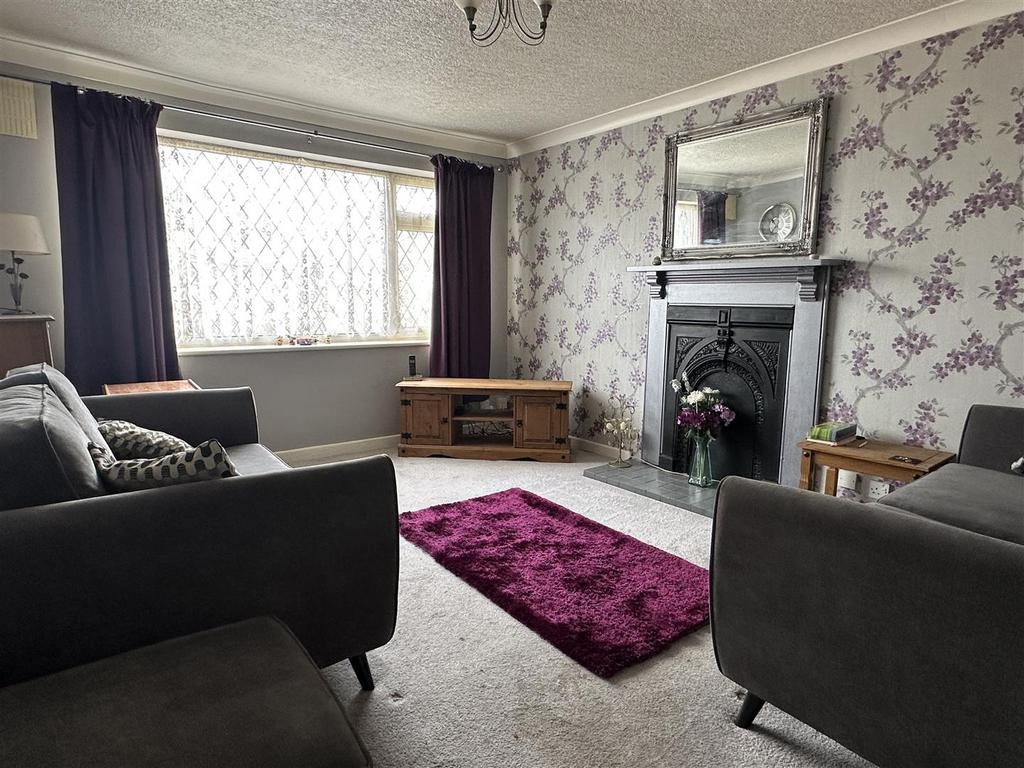 Lounge Dining Room