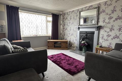 2 bedroom maisonette for sale