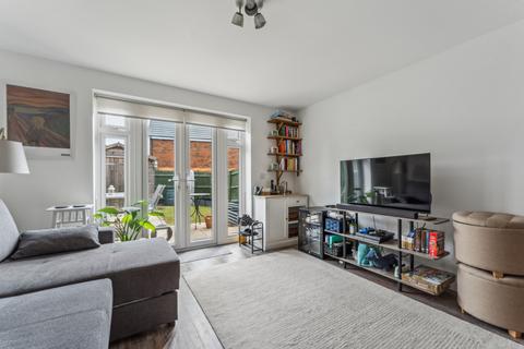 2 Crowberry Place, Didcot, OX11 6FT
