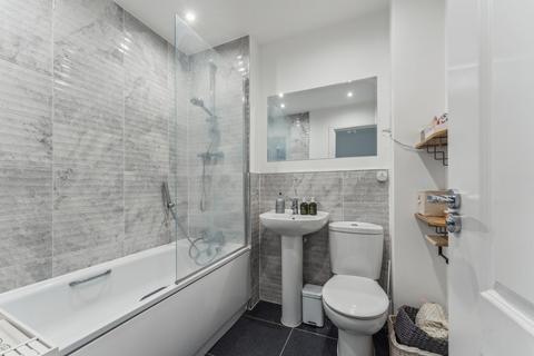2 Crowberry Place, Didcot, OX11 6FT