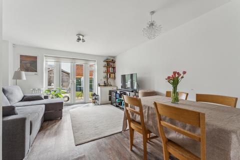 2 Crowberry Place, Didcot, OX11 6FT