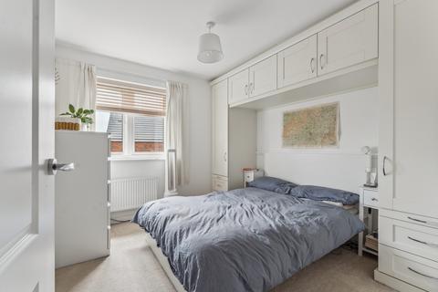 2 Crowberry Place, Didcot, OX11 6FT