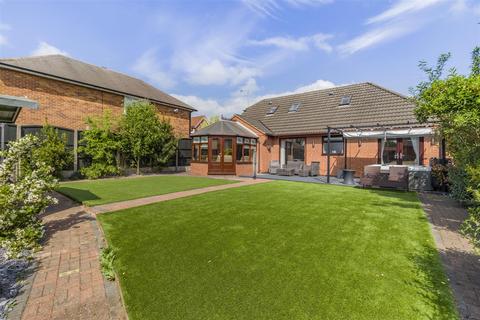 undefined, Mill Court, Mansfield