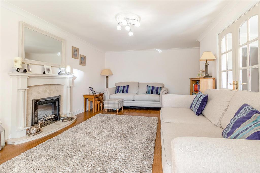 8648189-interior08.jpg