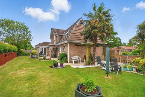 4 bedroom detached house for sale, Broadlands, Wheldrake, York