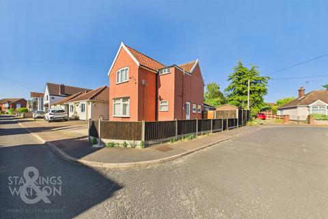 4 bedroom detached house for sale, Vera Road, Hellesdon, Norwich