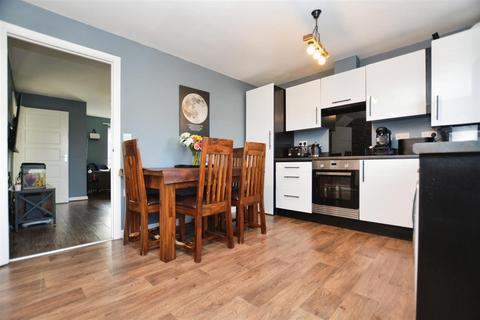 27 Harrier Close, Scunthorpe, DN16 3JR