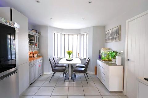 3 bedroom detached house for sale, Craftmans Crescent, Burgess Hill RH15