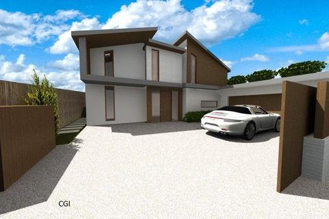4 bedroom bungalow for sale, Lower Road, Cookham, Maidenhead, Berkshire, SL6